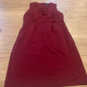 Banana Republic Maroon sleeveless Dress Sz 4 With ruffle neck & pockets stretch
